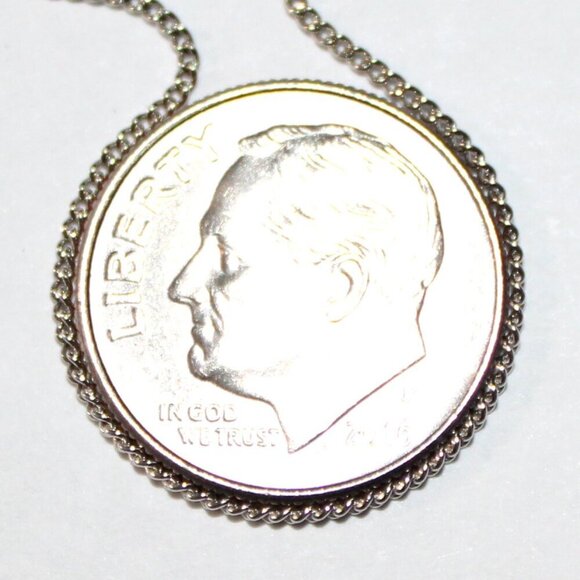 Sterling Silver Cubic Zirconia Key Necklace - Picture 5 of 6